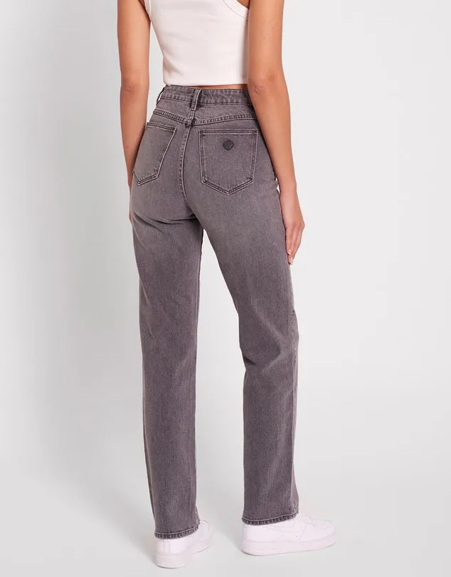 Abrand 94 High Straight Jean - Brooklyn - Washed Black