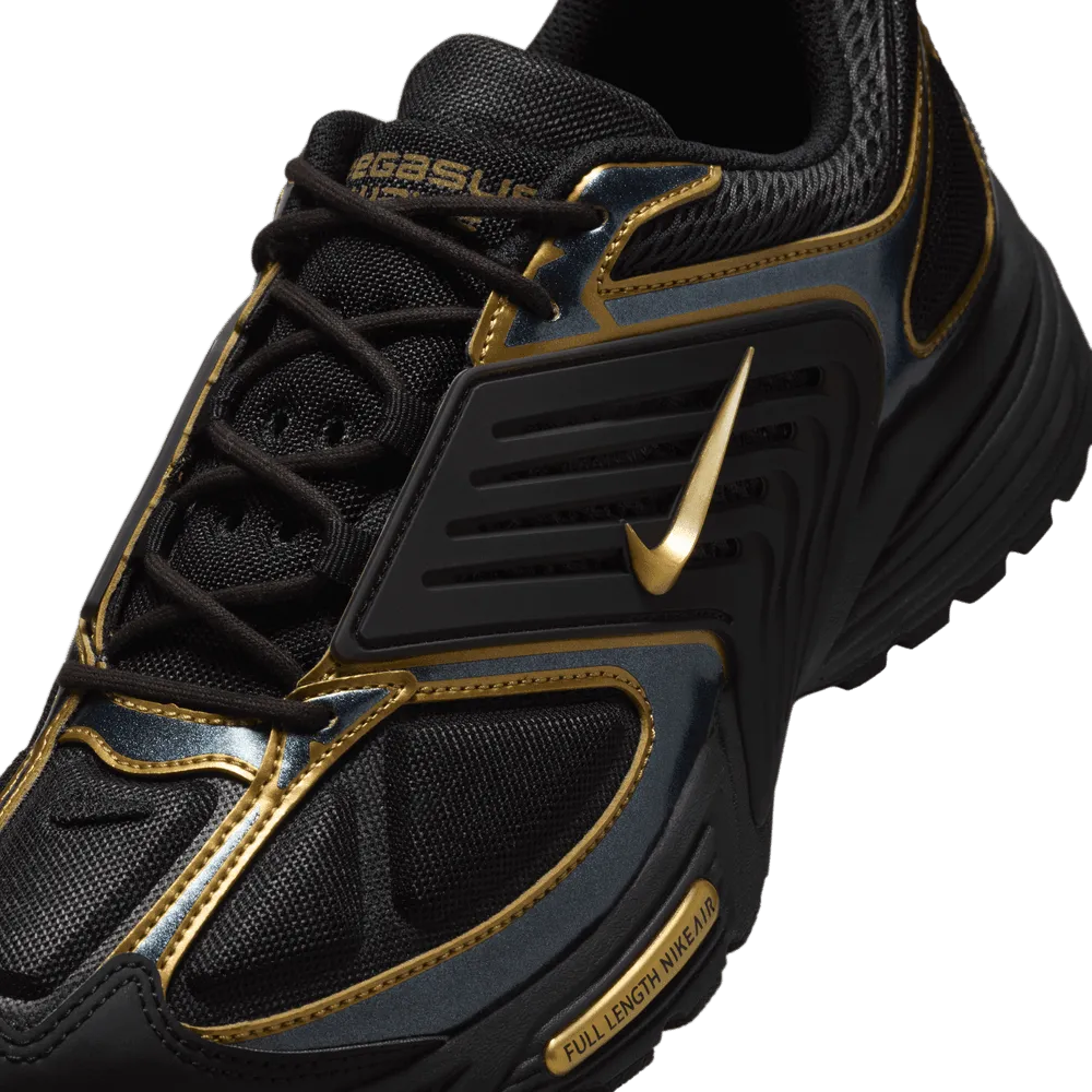 Air Pegasus Wave Premium 'Black Metallic Gold'