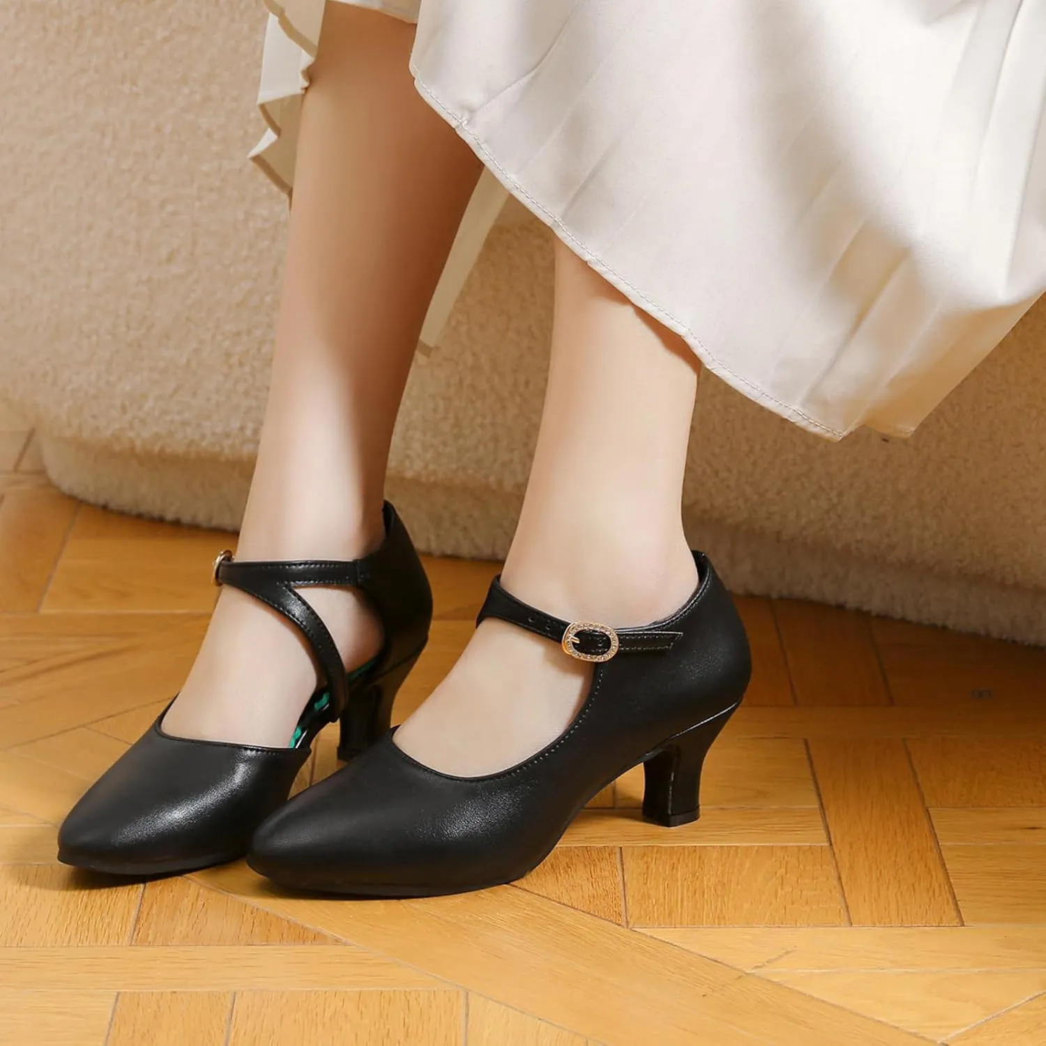 AOQUNFS Women Character Dance Shoes Ballroom Salsa Practice Performance Dancing Shoes,132-20