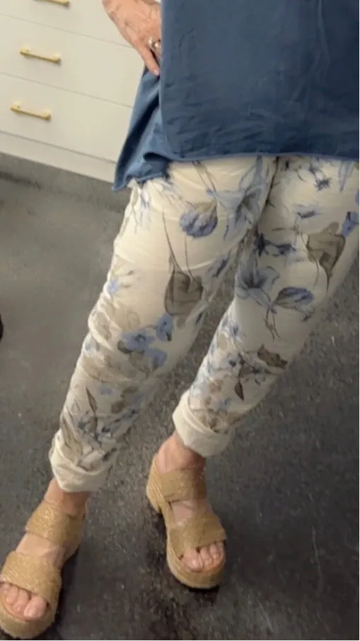 Morning Blue Floral Khaki pants