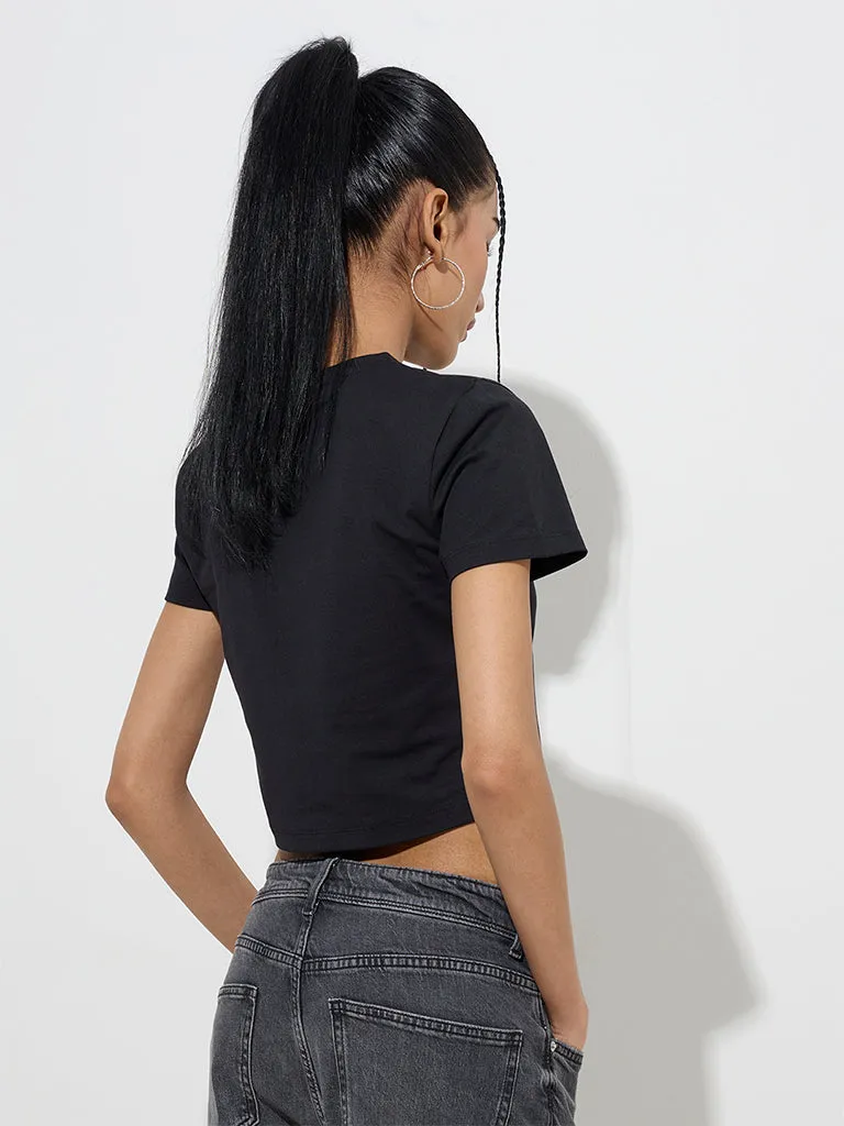 Nuon Black Solid Cotton-Blend T-Shirt