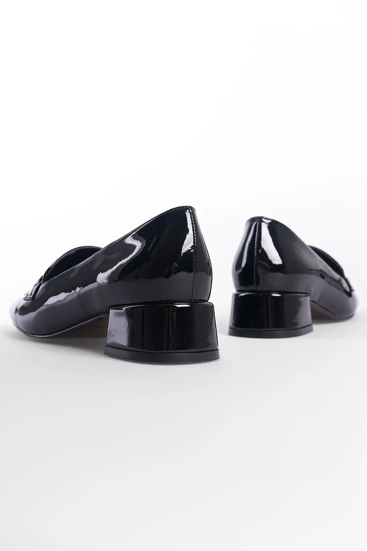 Perla - Turkish Low Heeled Blunt Toe Women's Shoes - Banded