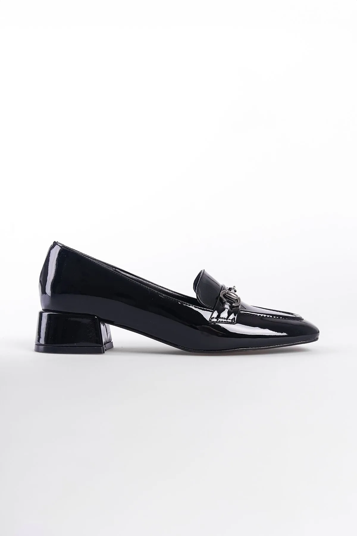 Perla - Turkish Low Heeled Blunt Toe Women's Shoes - Banded
