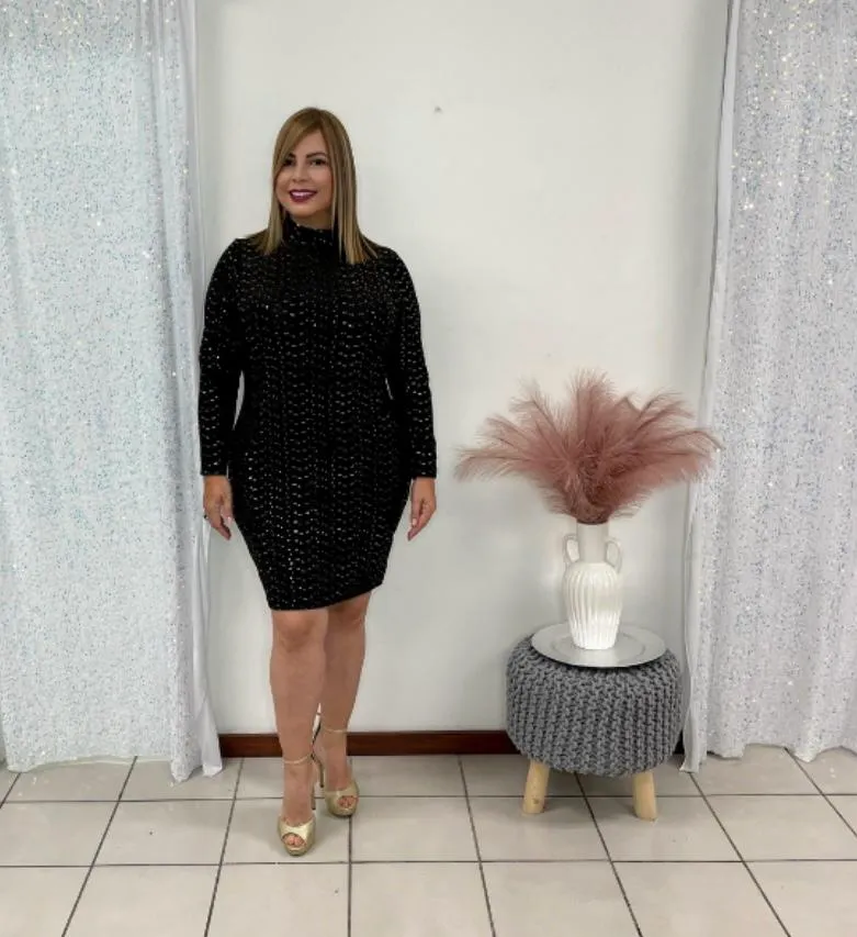 Plus Traje Negro Con Brillo