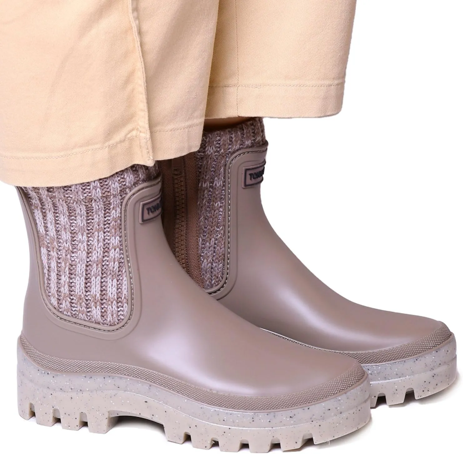 TONI PONS CAMOS Women's Wellies with Non-Slip Waterproof Sole, Ideal for Rain, Chelsea Booties
