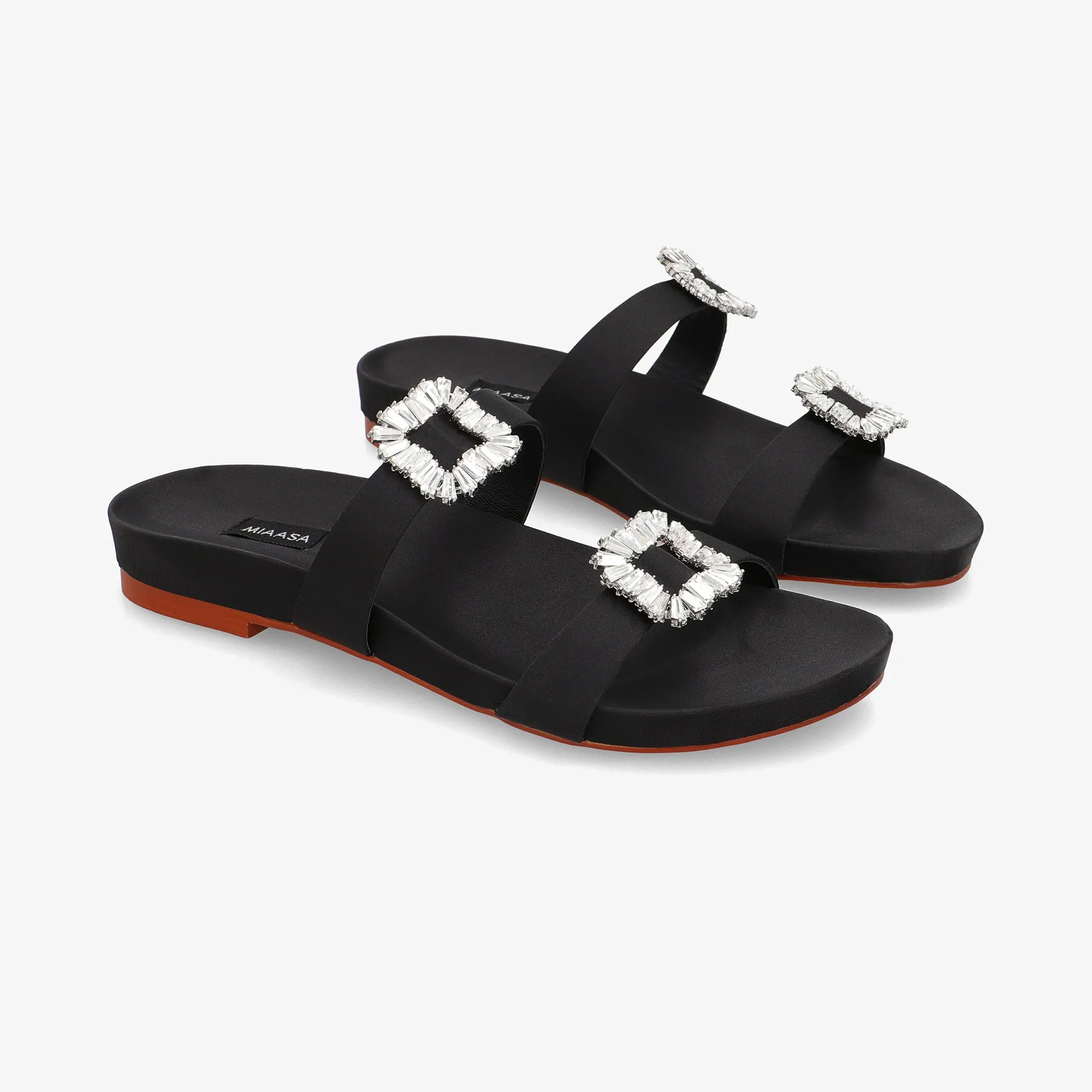 Wardrobe Essential '24 - Remi